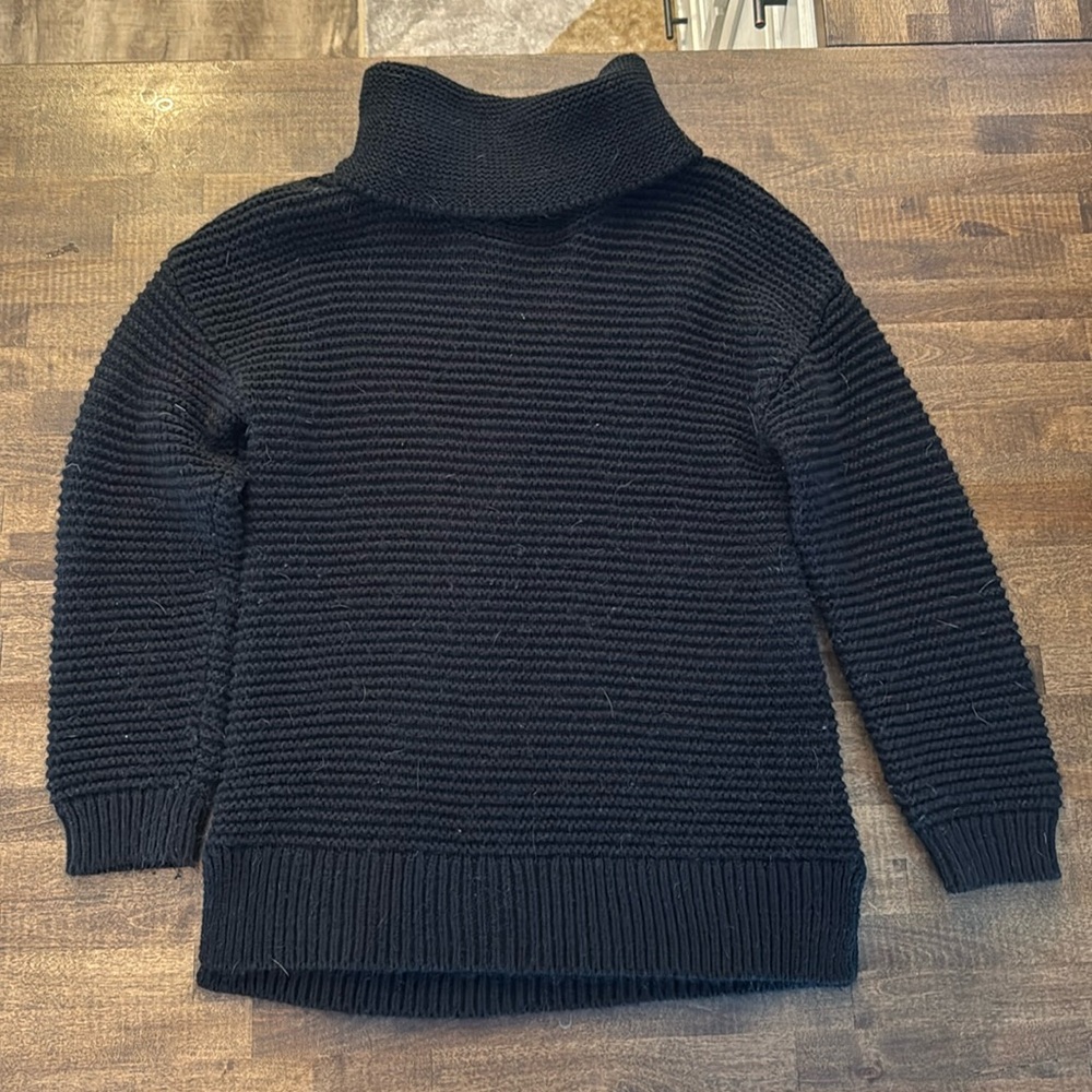 Women’s Black Chunky Knit Sweater